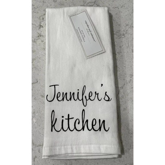 NWTđPersonalized Set 2 JENNIFERâs KITCHEN Towels White Black Letter Name CUTEâźď¸